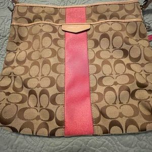 Coach F28502 Monogram Canvas Medium Crossbody Top Zip Messenger bag